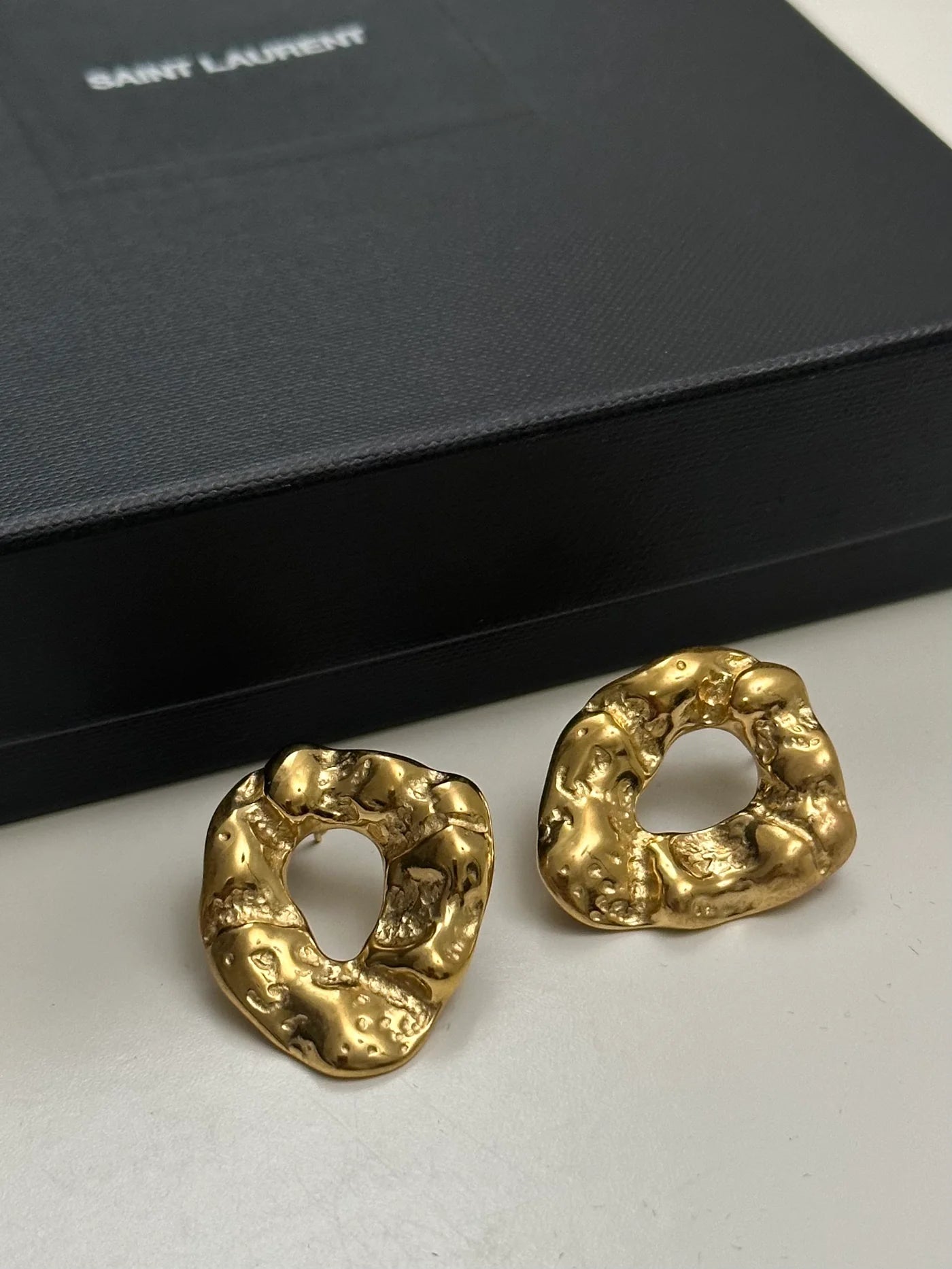 ZARA CHUNKY EARRINGS